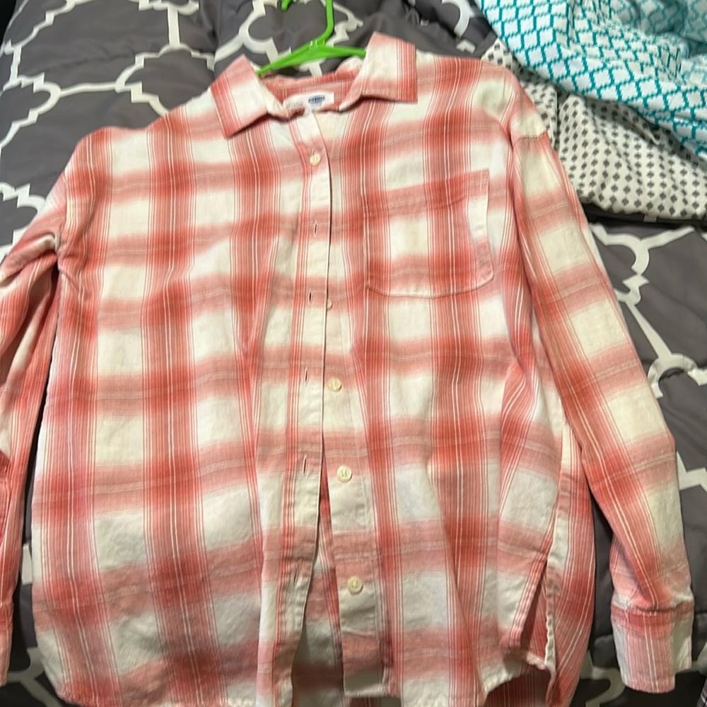 Pink old navy long sleeve shirt